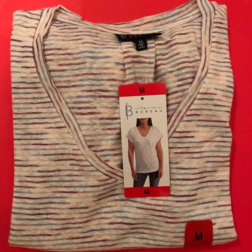 🛍Bobeau soft knit V-neck Top